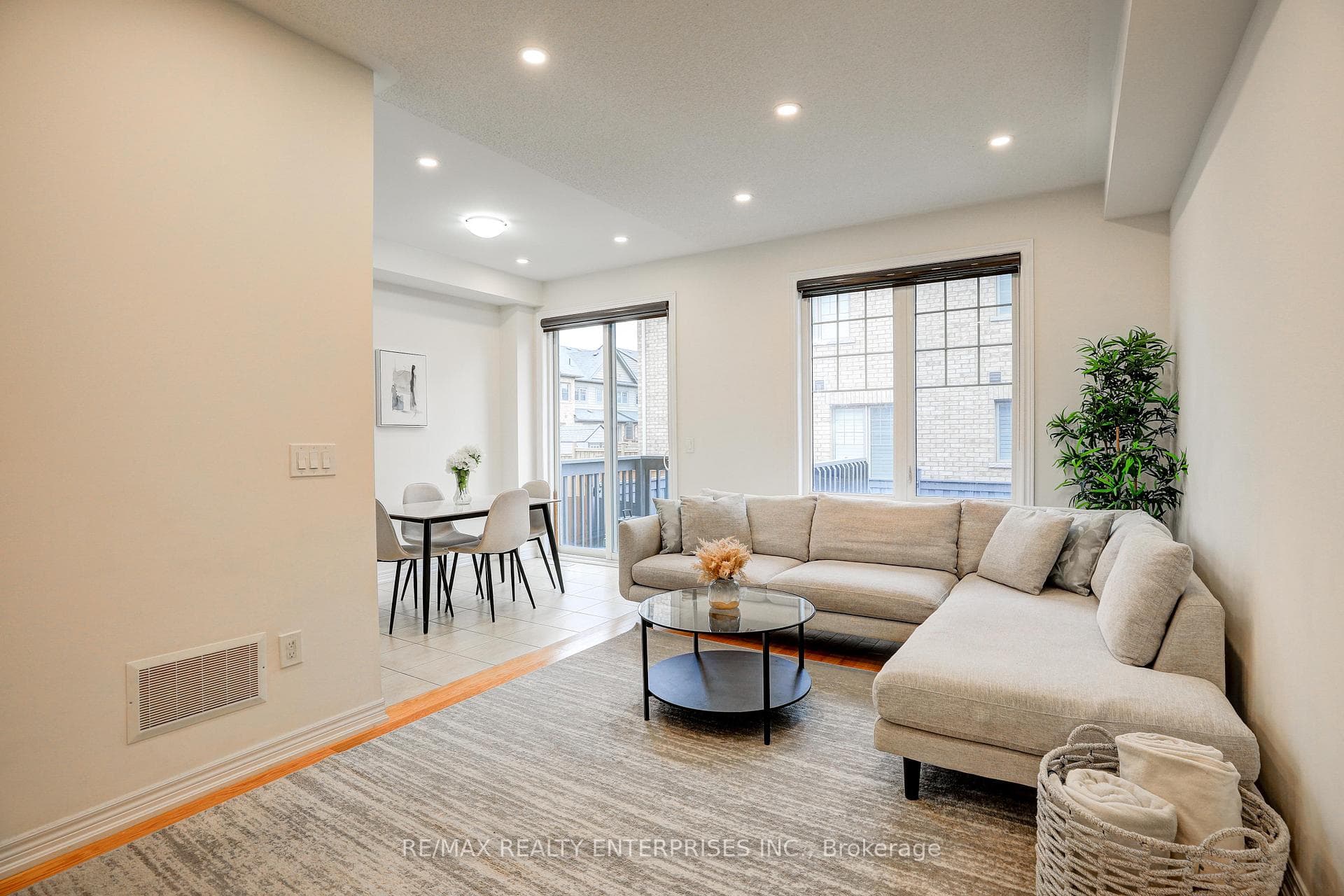 51 Davenfield Circle photo 11