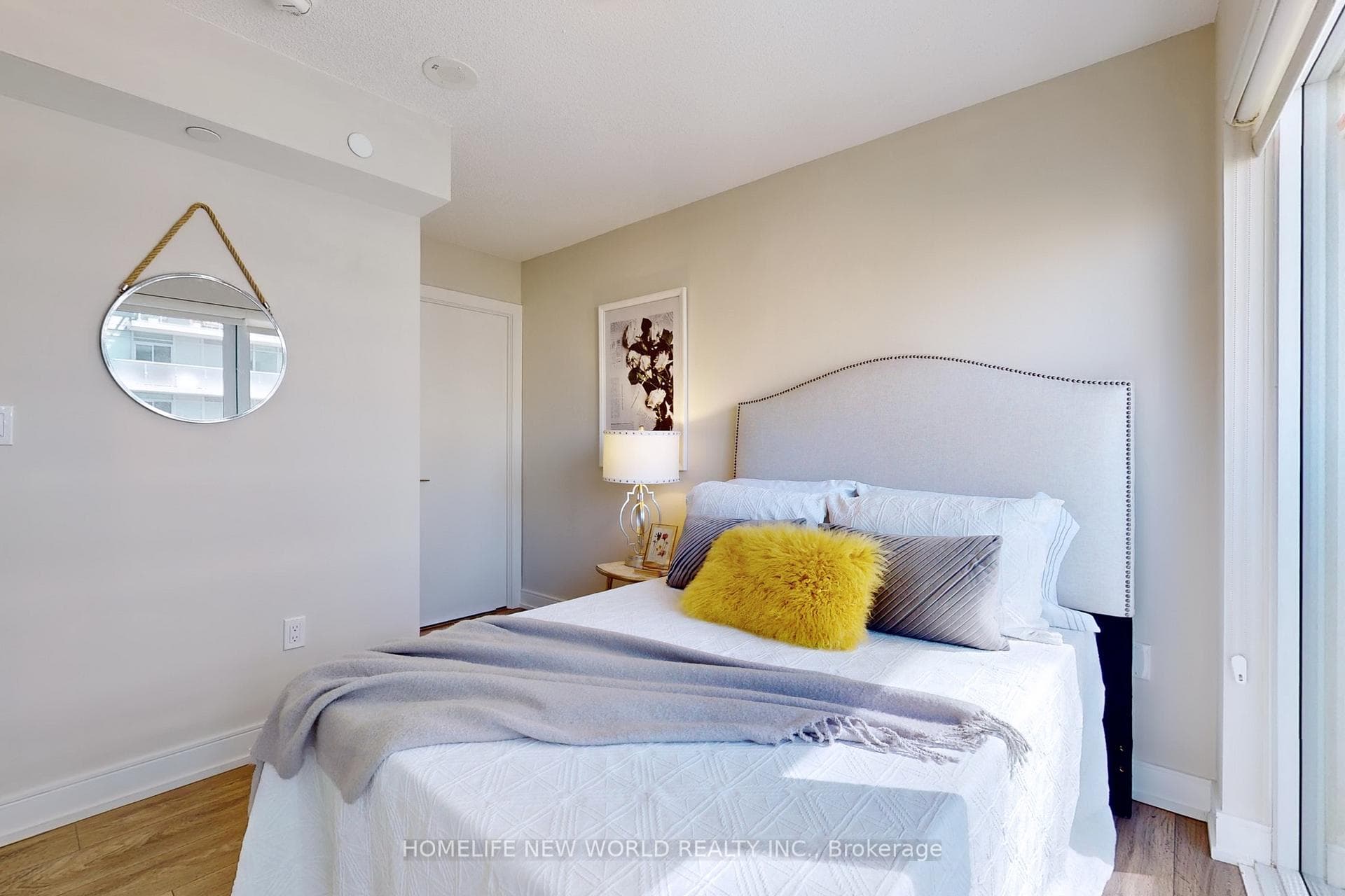 89 Mcgill Street Unit 1005 photo 16