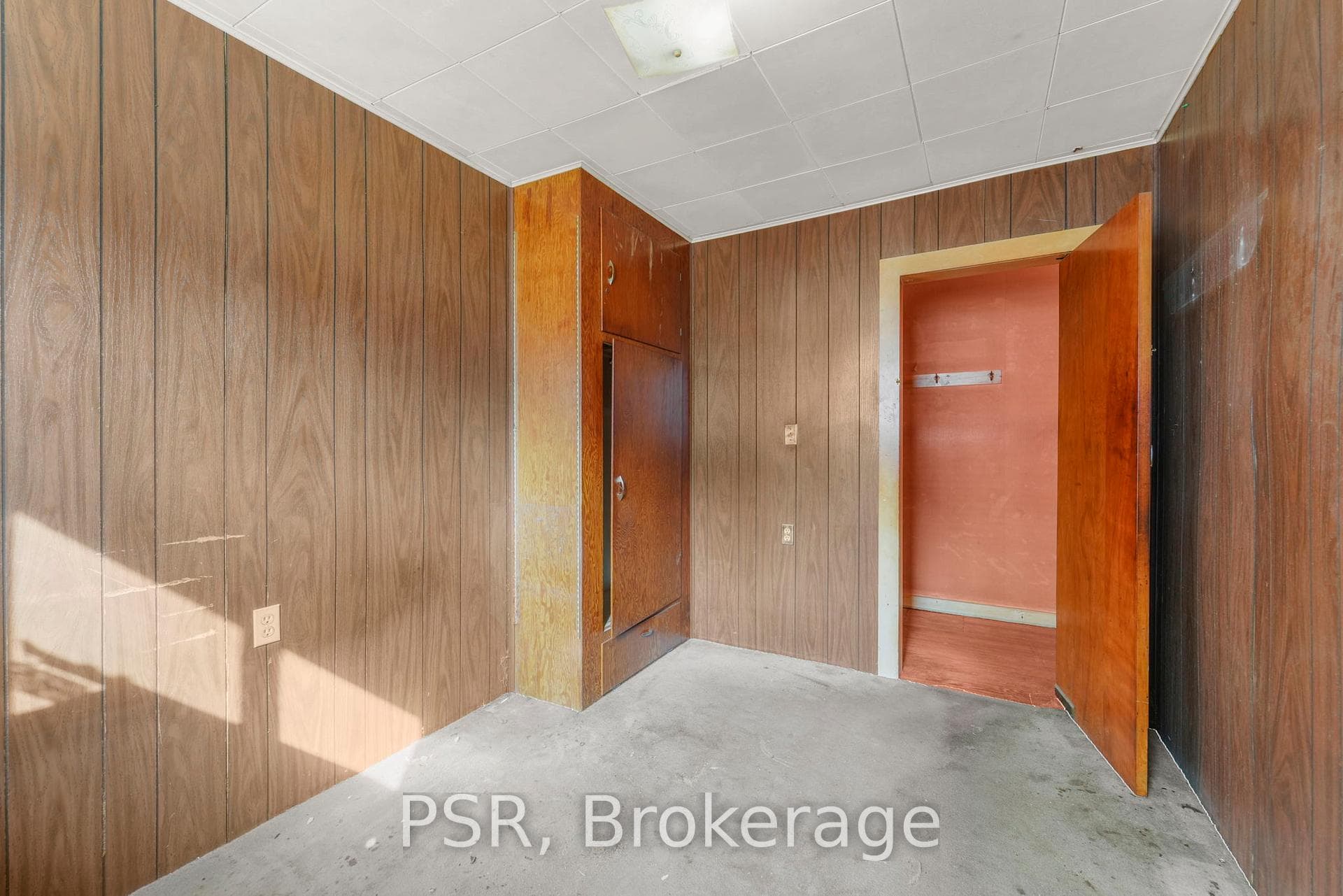 68 Mcdonald Avenue photo 14