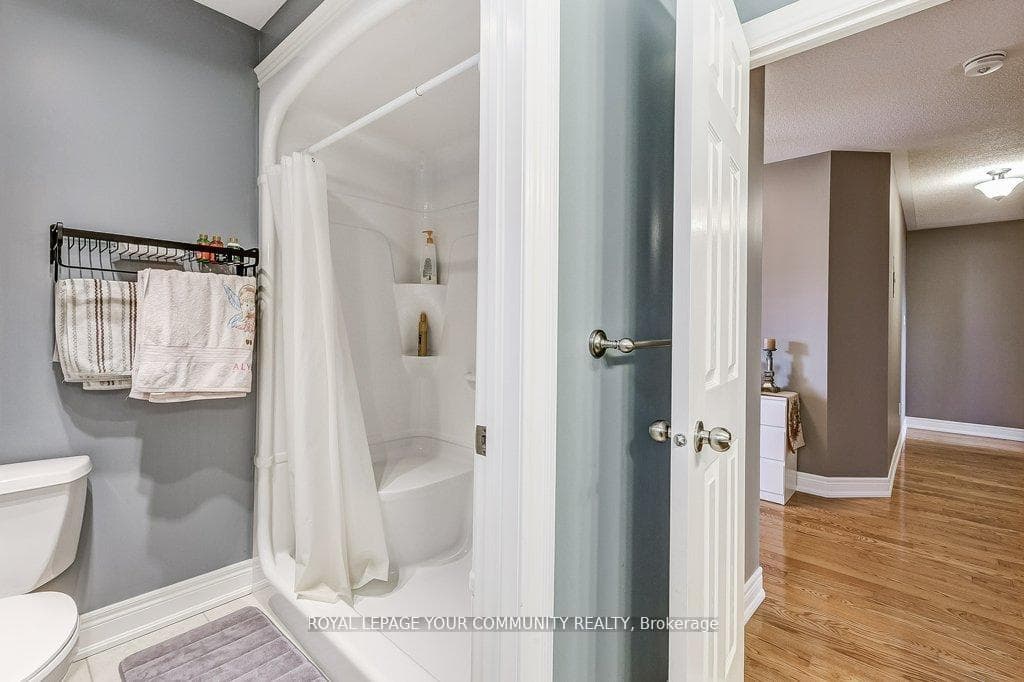 67 Pondmede Crescent photo 28