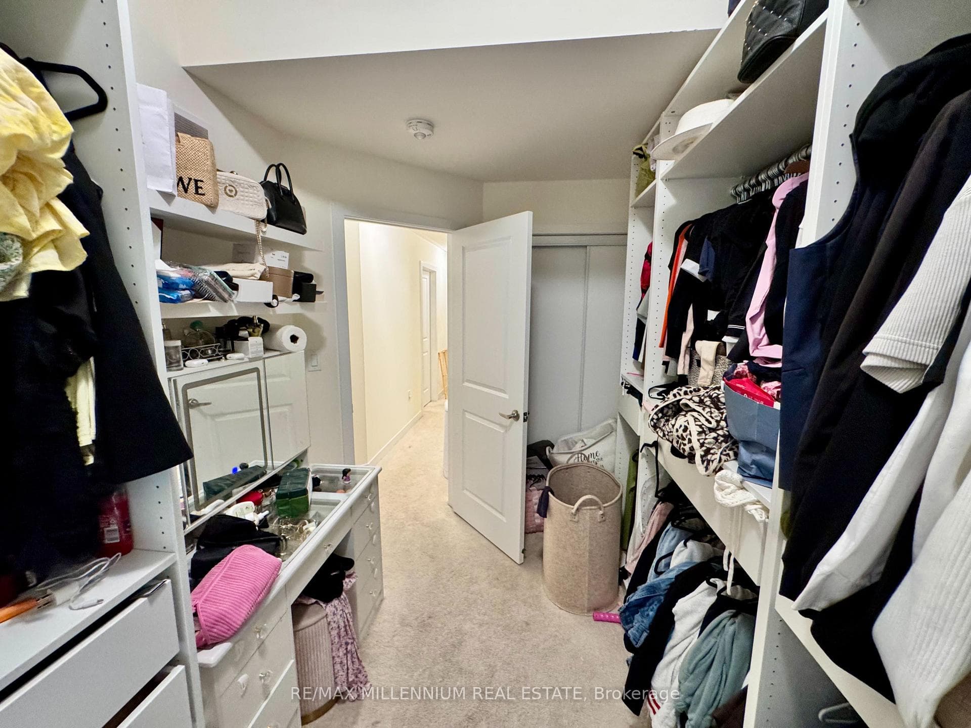 1559 Moonseed Place photo 15