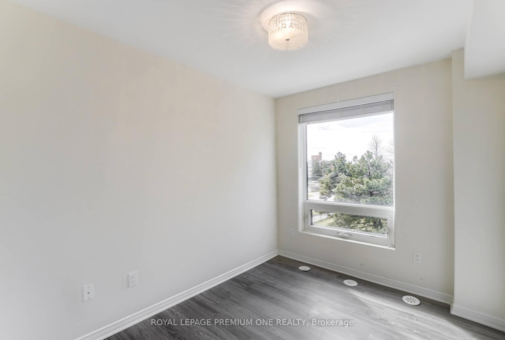 3 Applewood Lane Unit 211 photo 19