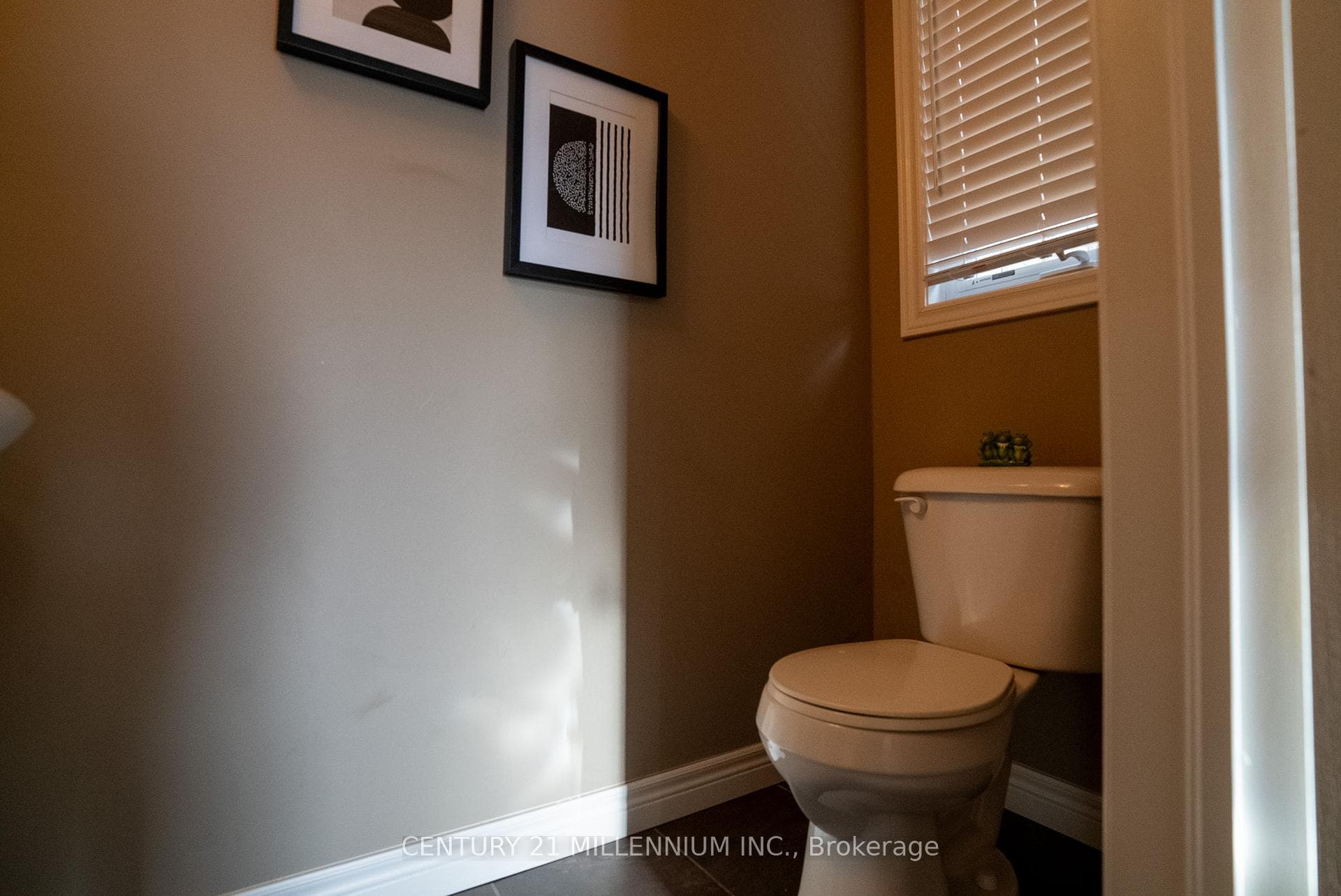 660 Normandy Drive photo 6
