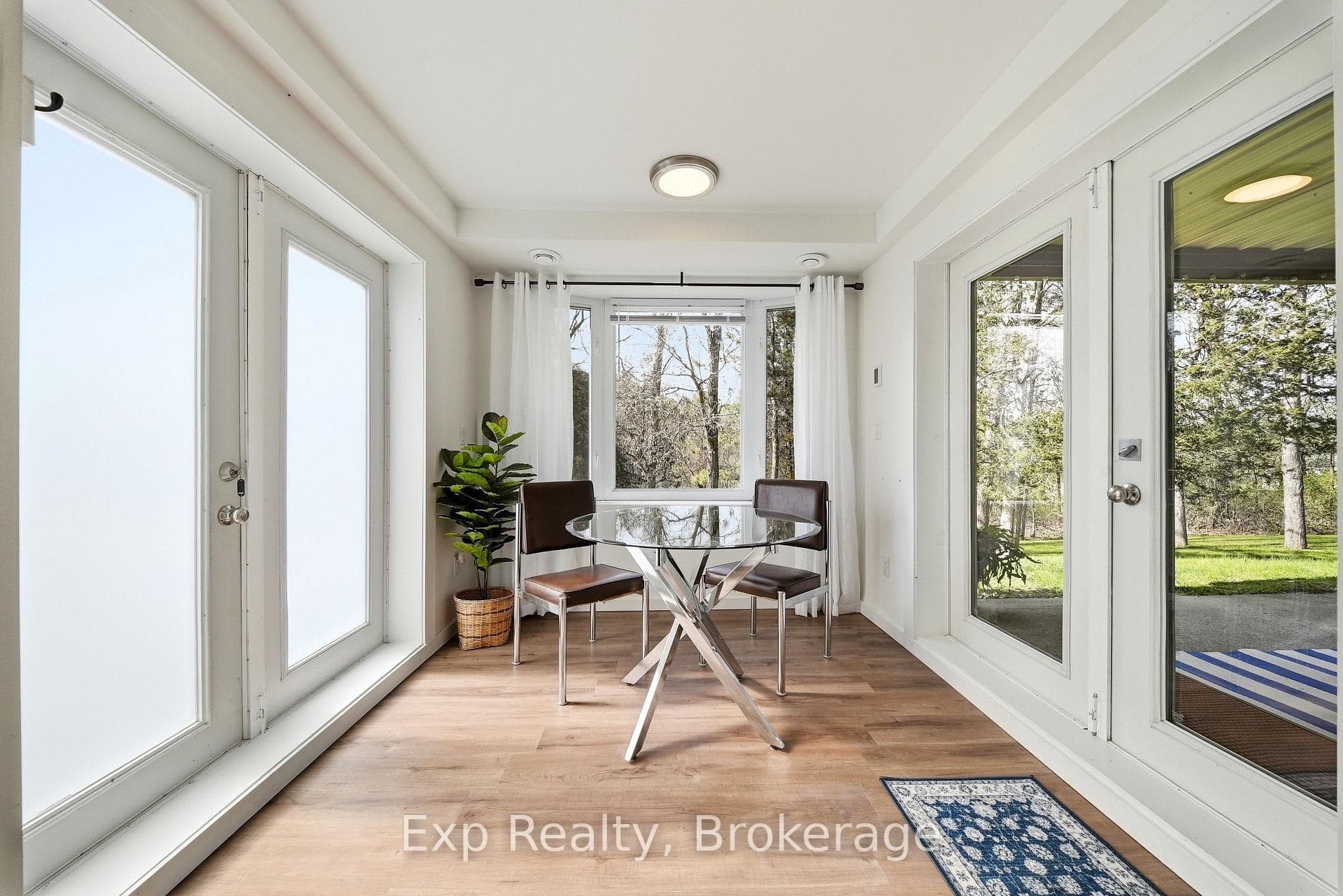 1852 Stockdale Road photo 29