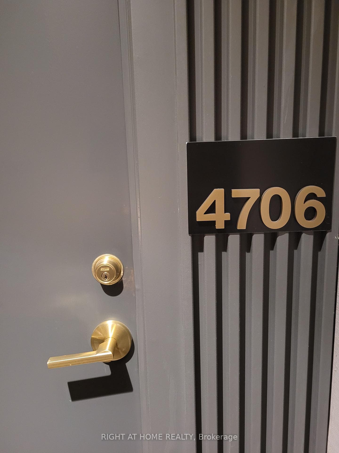 950 Portage Parkway Unit 4706 photo 3