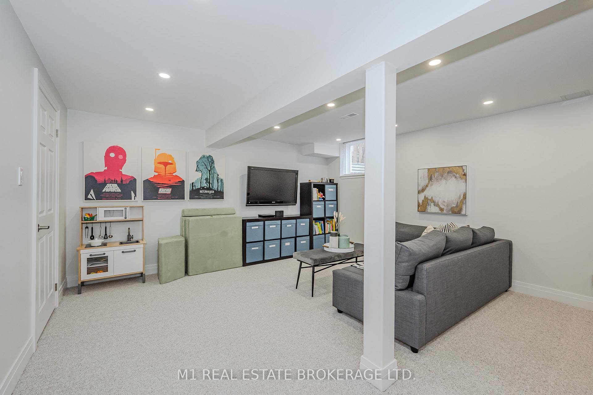 14 Darling Crescent photo 24