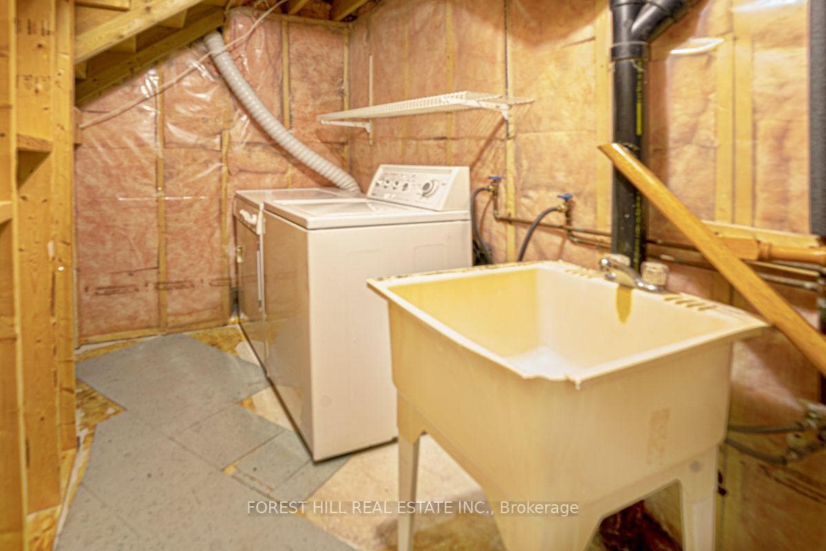 56 Cooperage Crescent Unit Bsmt photo 11