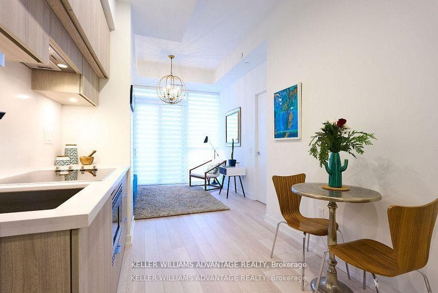 39 Roehampton Avenue Unit 501 photo 17