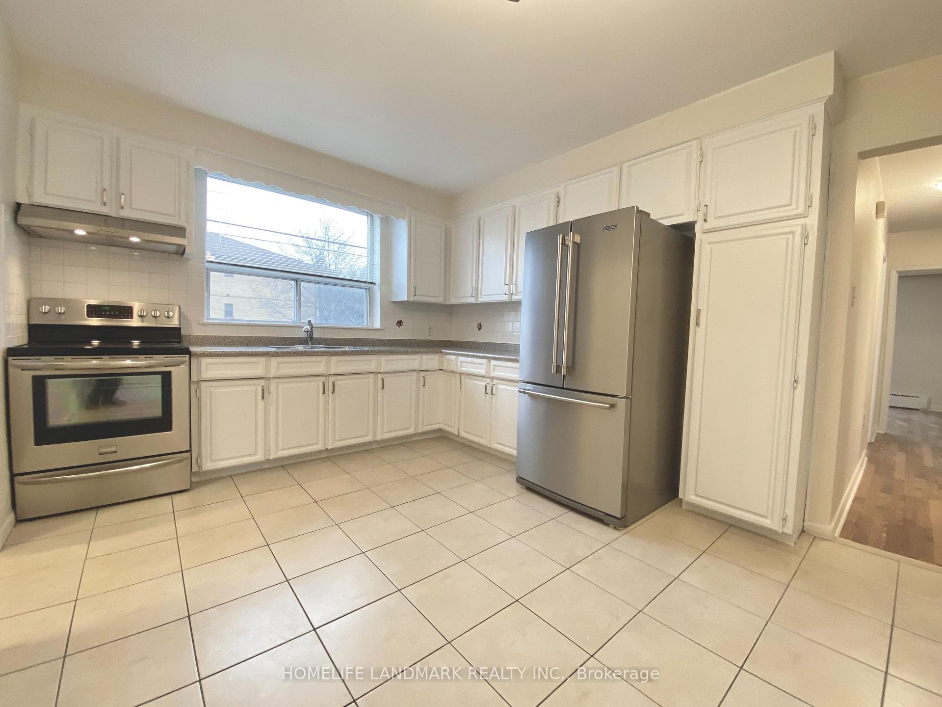240 Wilmington Avenue Unit Unit 2 photo 8