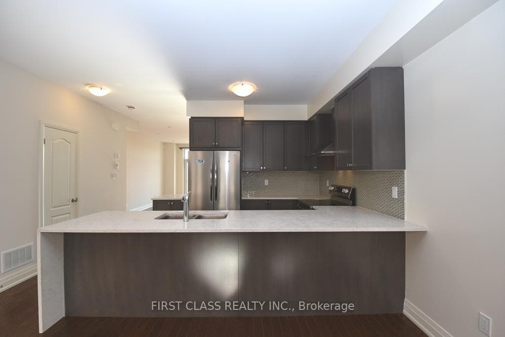 24 Teasel Way photo 10