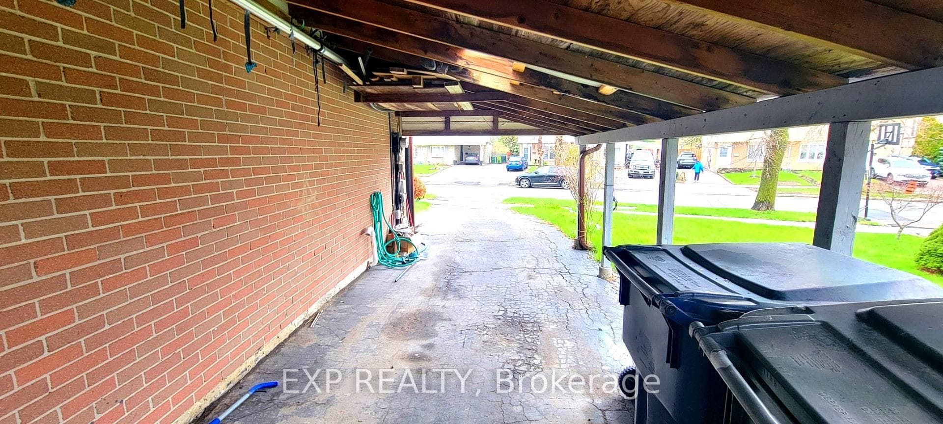 184 Hollyberry Trail photo 23