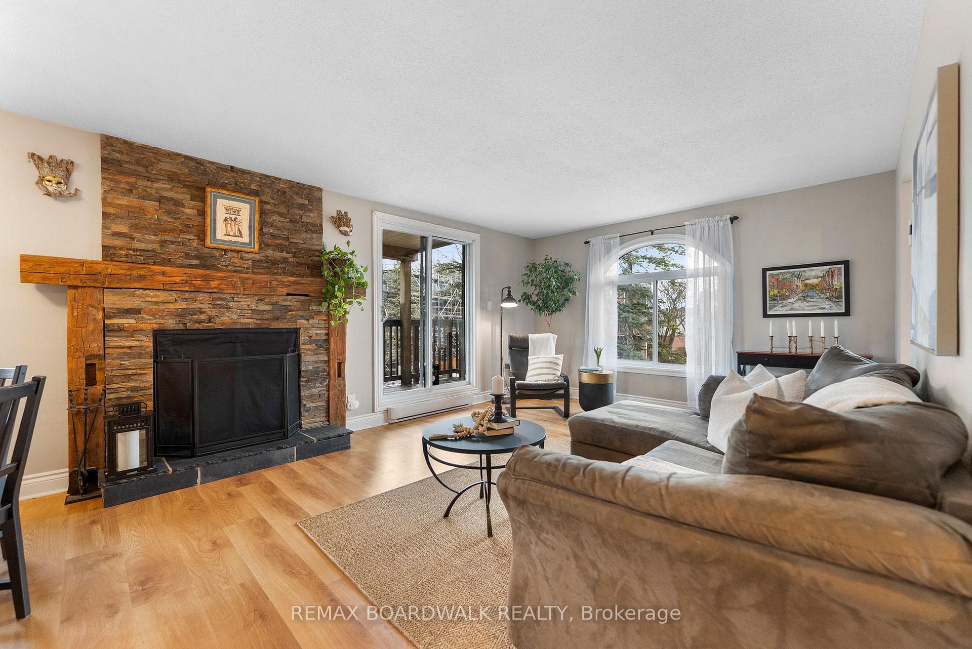 614 Tanguay Court photo 6