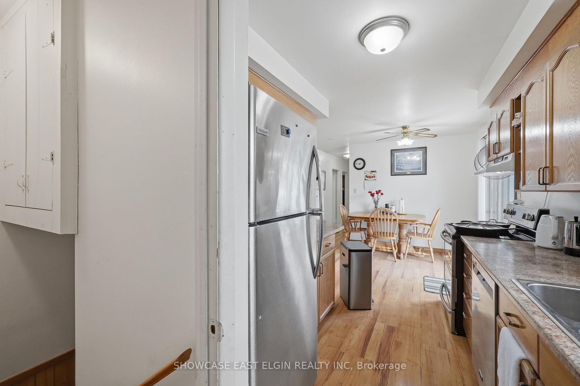 89 FOURTH Avenue photo 17