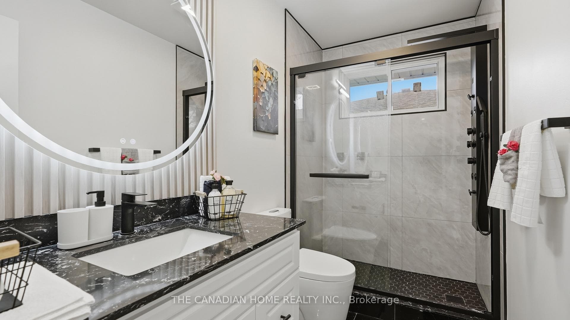 6041 Cadham Street photo 14