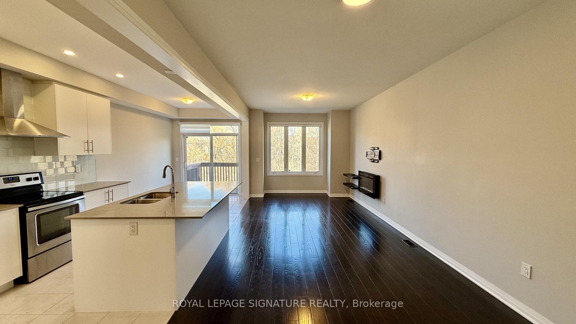 755 Elsley Court photo 6