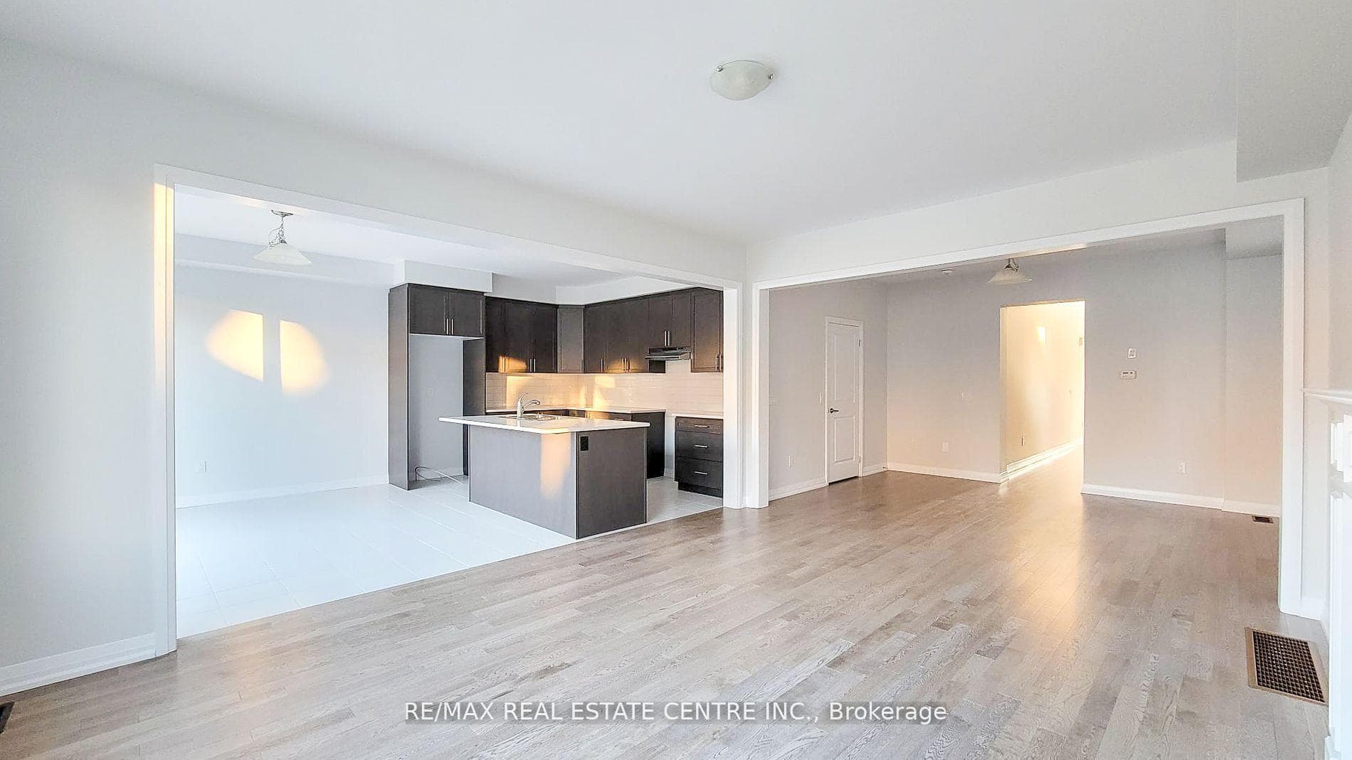 56 Mackay Drive photo 11