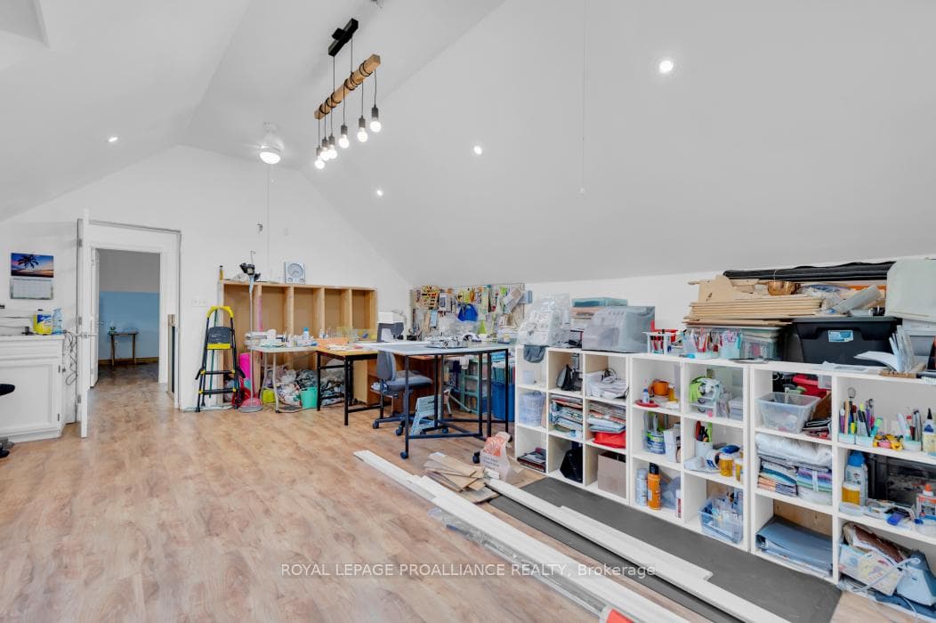 1147 Vanderwater Road photo 24