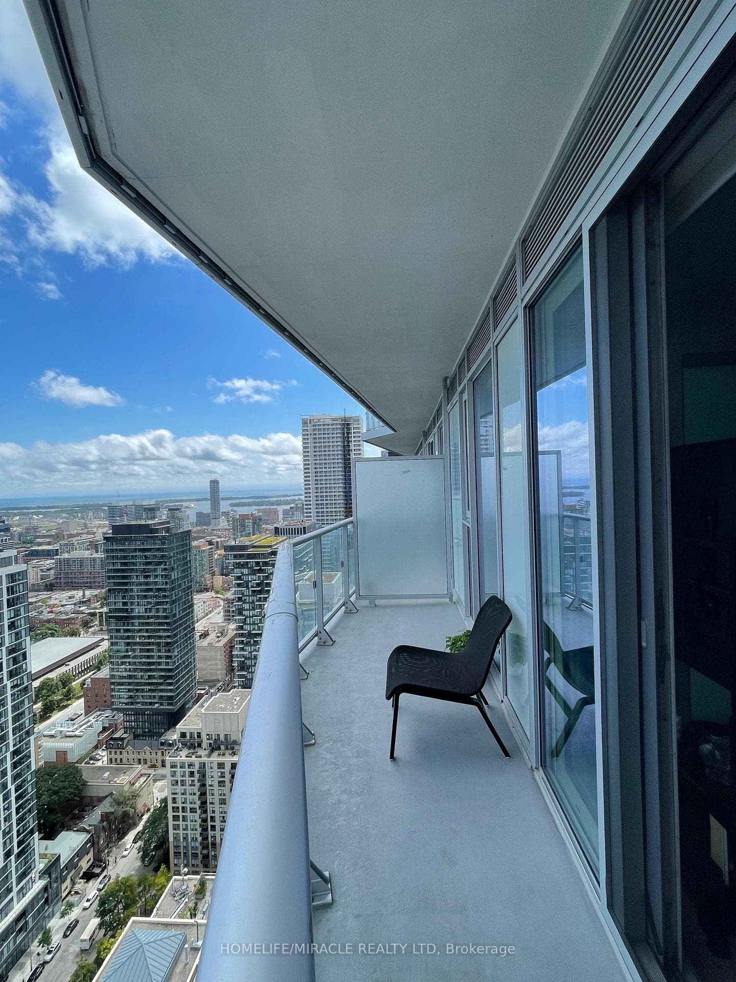 100 Dalhousie Street Unit 3805 photo 7