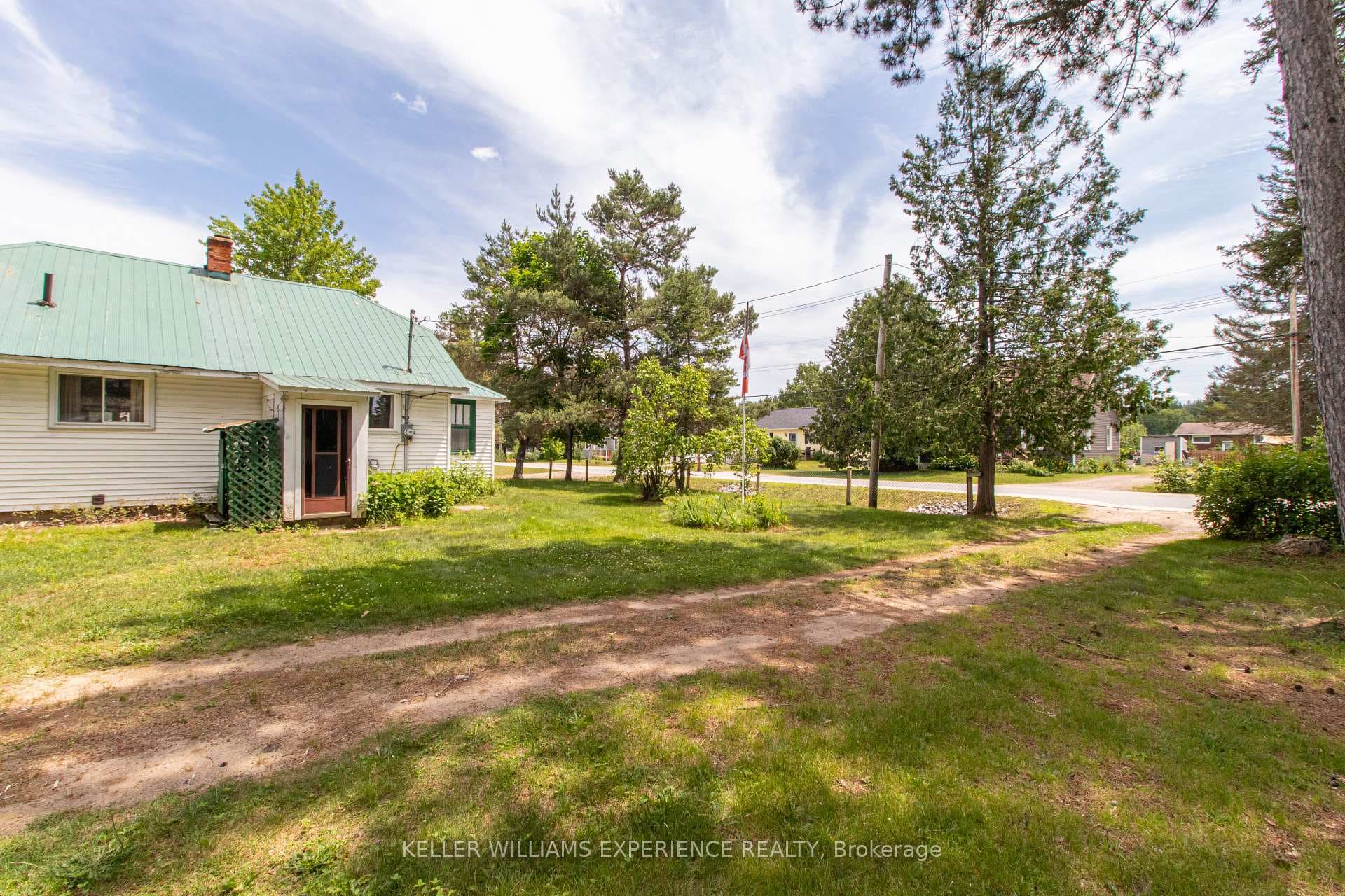 152 Ottawa Avenue photo 27