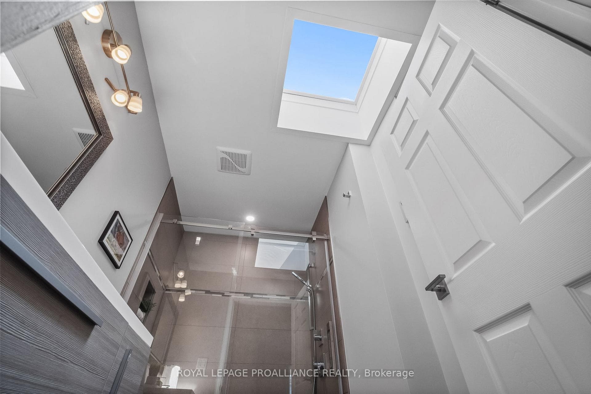 56 Tremaine Terrace photo 25