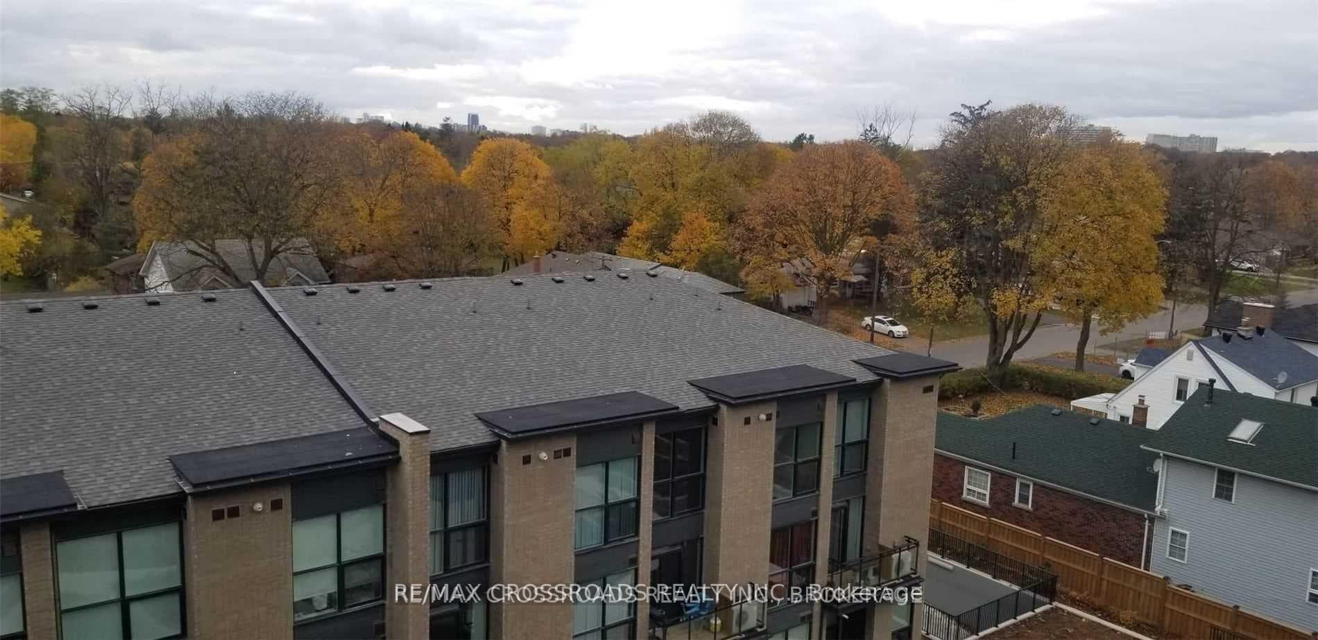 1 Falaise Road Unit 606 photo 23