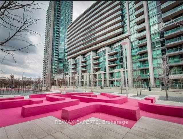 209 Fort York Boulevard Unit 1171 photo 2
