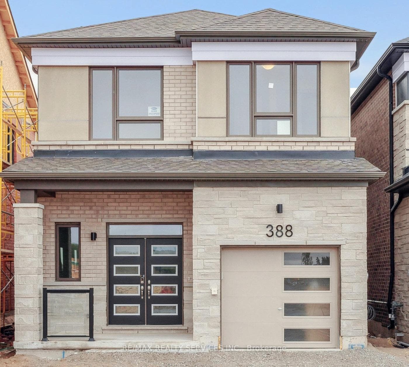 388 Madelaine Drive photo 1