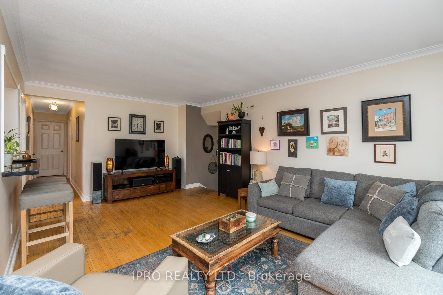 345 Delrex Boulevard photo 7