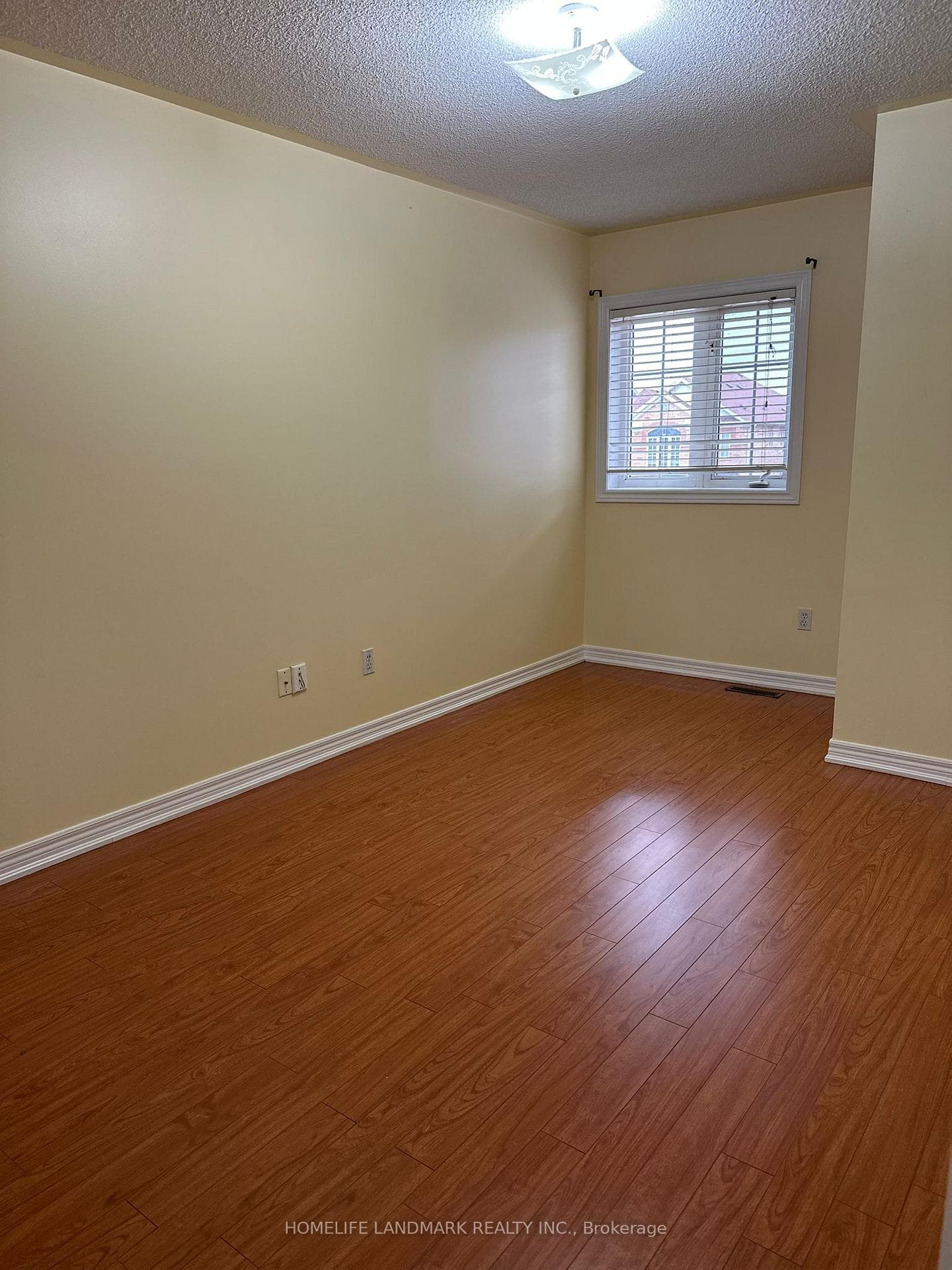 544 Matisse Place photo 5