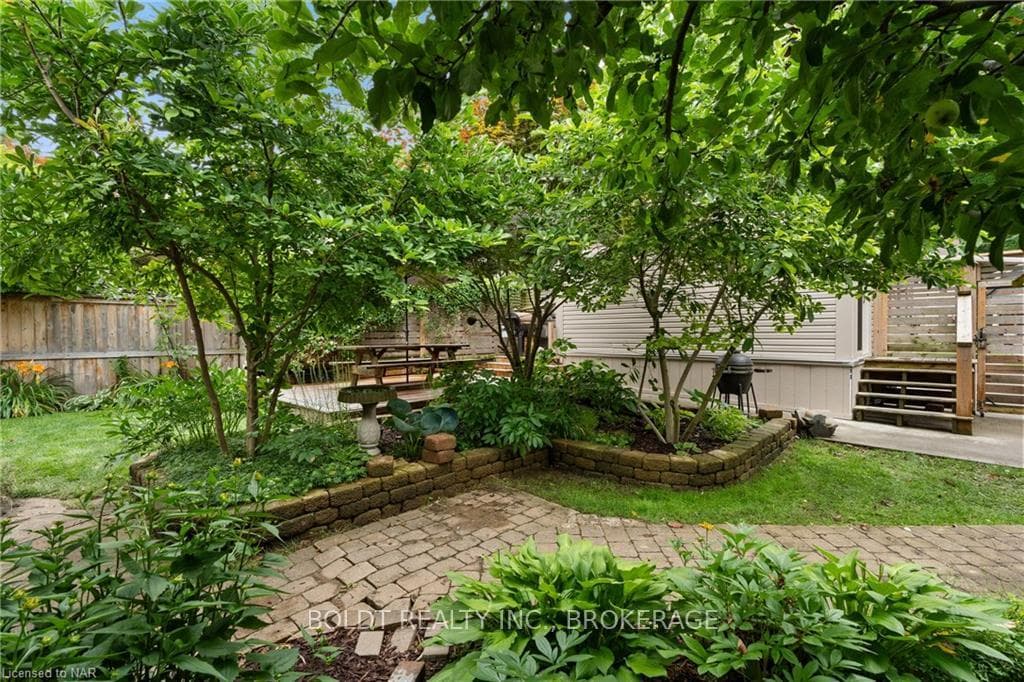 18 THOMAS Street photo 45
