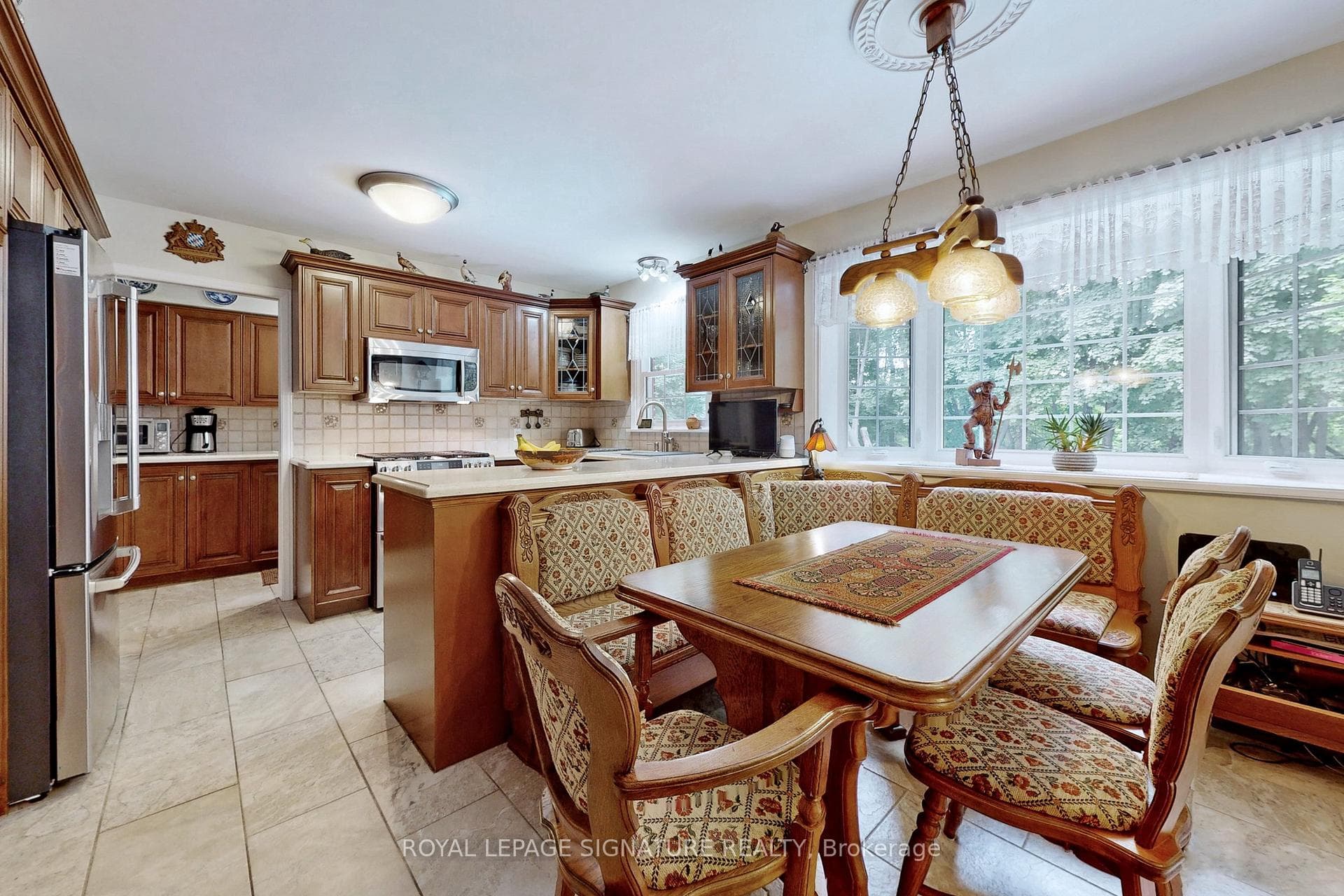 10 Silversand Place photo 10