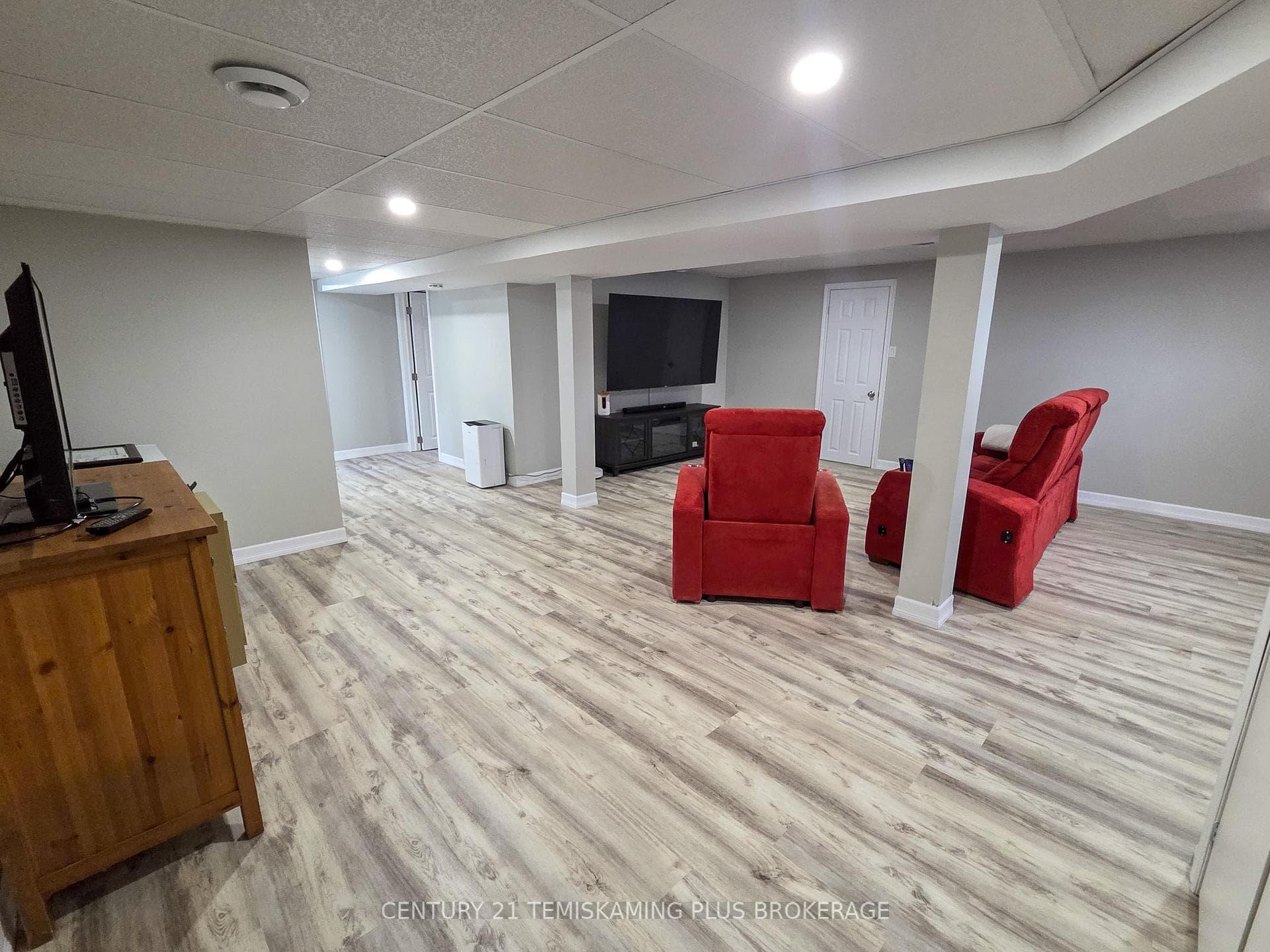 254 Laurette Street photo 24