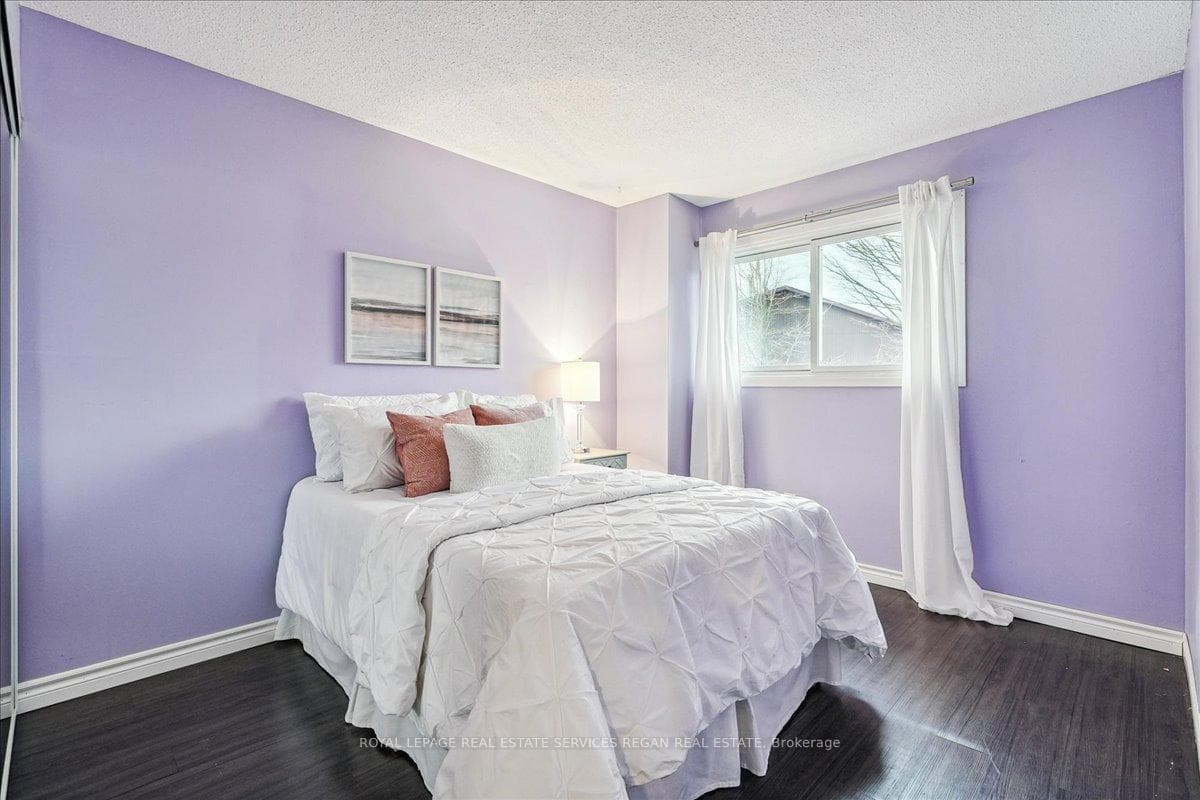 2301 Cavendish Drive Unit 143 photo 15