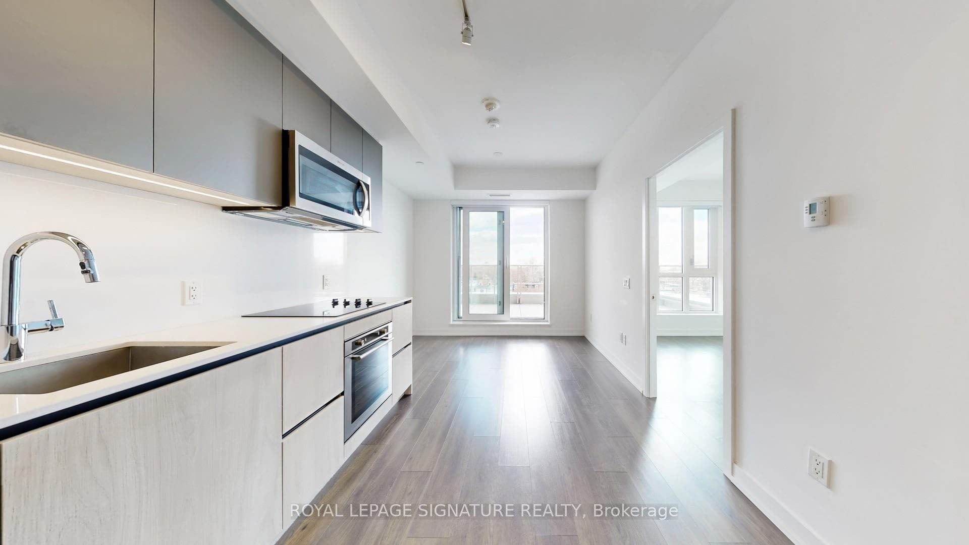 150 Logan Avenue Unit 633 photo 6