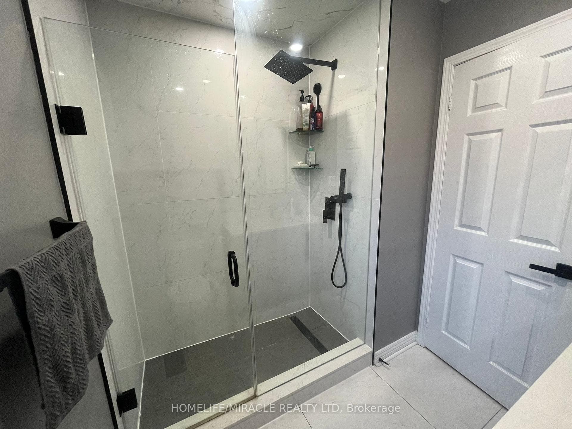 29 Hummingbird Drive photo 13