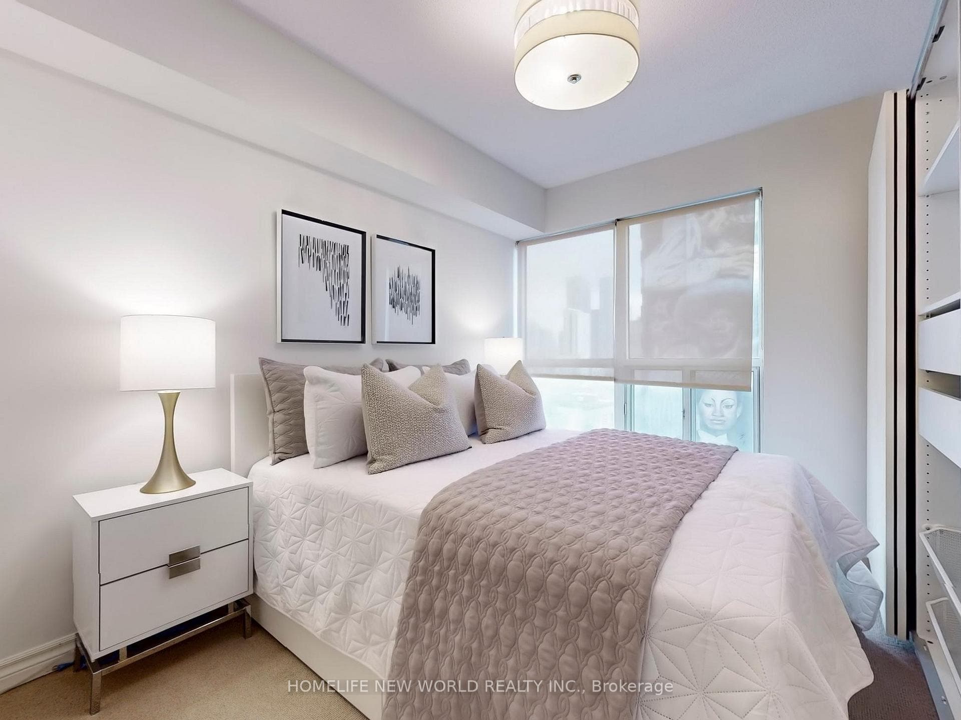 7 Carlton Street Unit 1206 photo 21