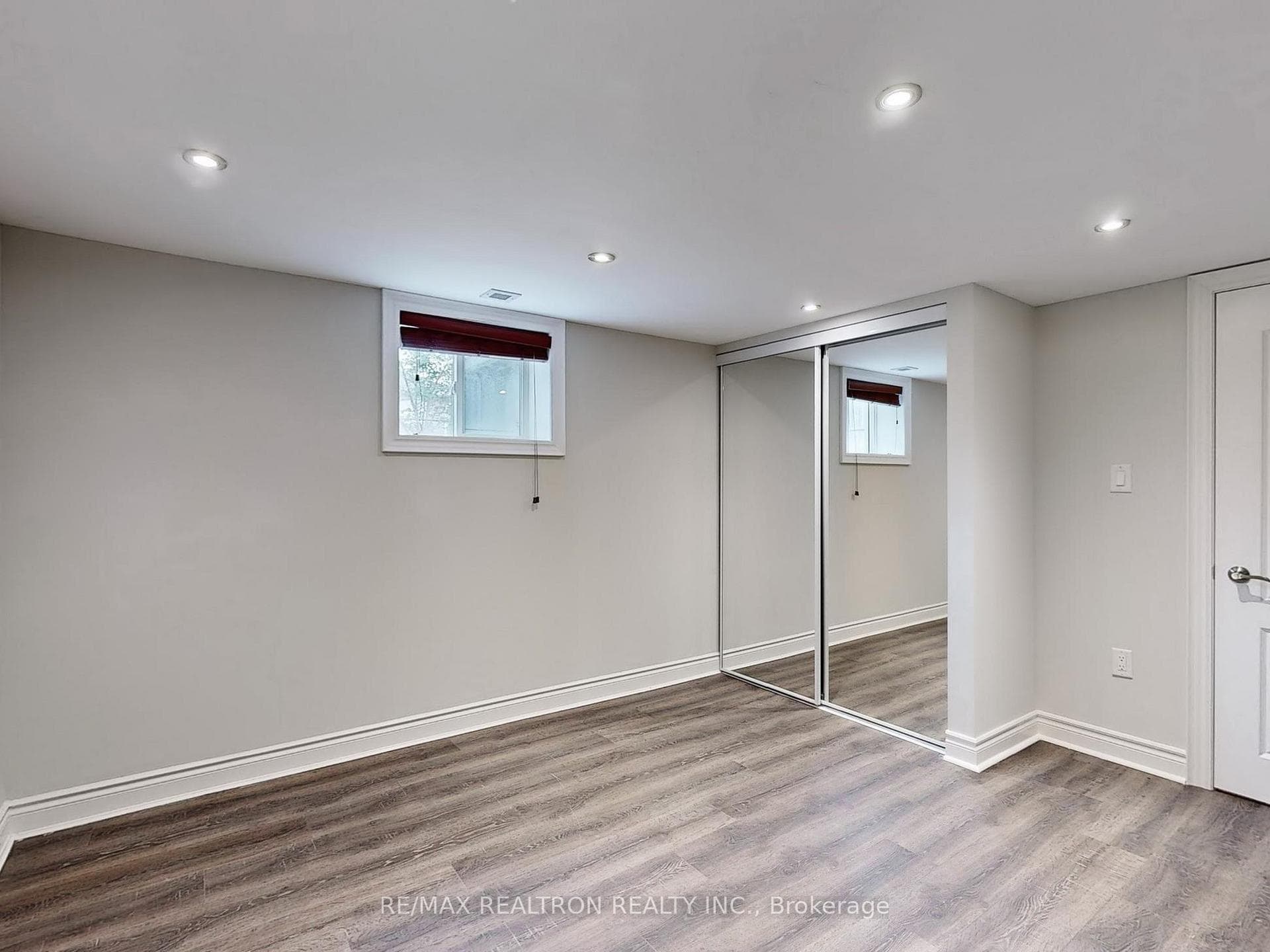 49 Exbury Road Unit Bsmt photo 16