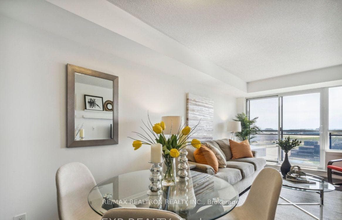 55 De Boers Drive Unit 708 photo 9