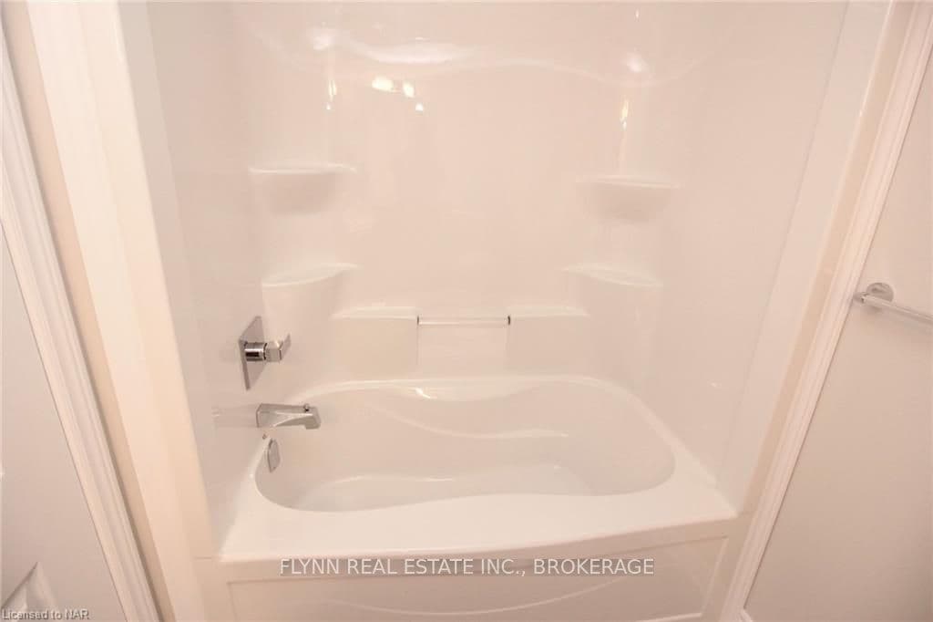 20 SPRING CREST Way photo 18