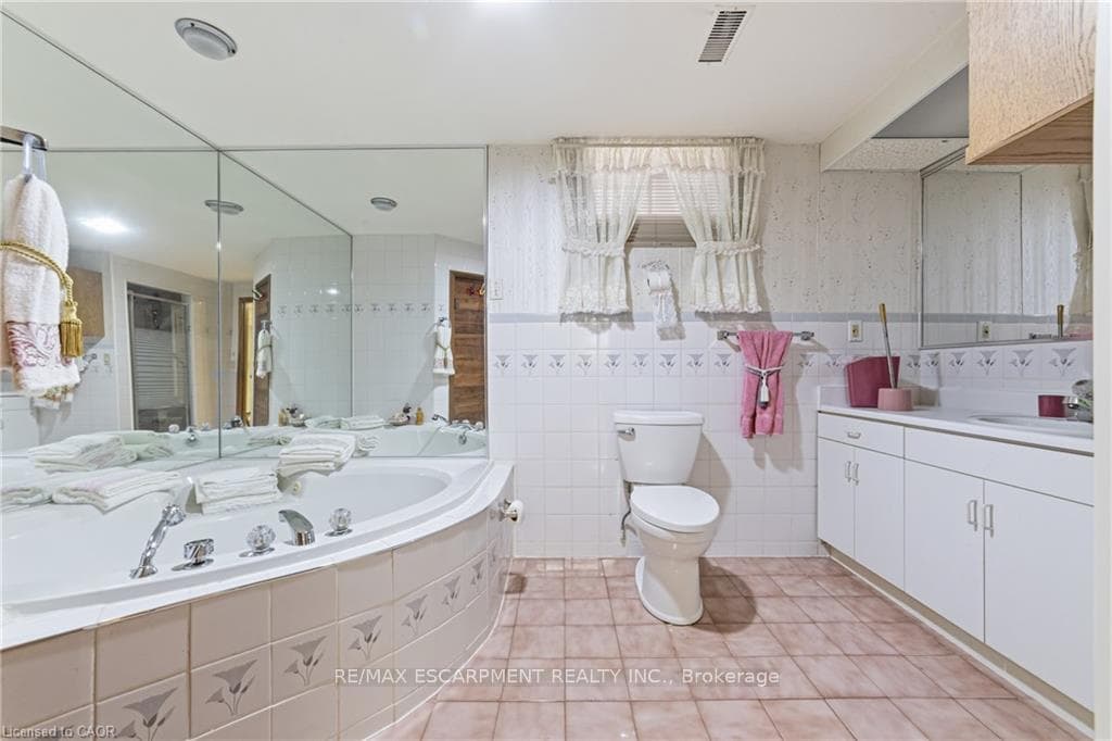 546 Dicenzo Drive photo 30