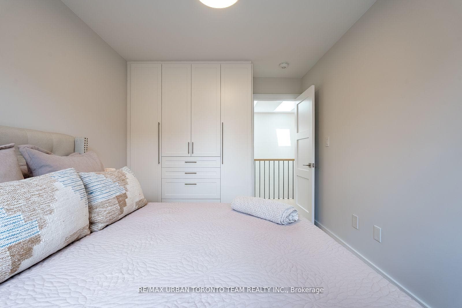 26 Kalmar Avenue photo 21