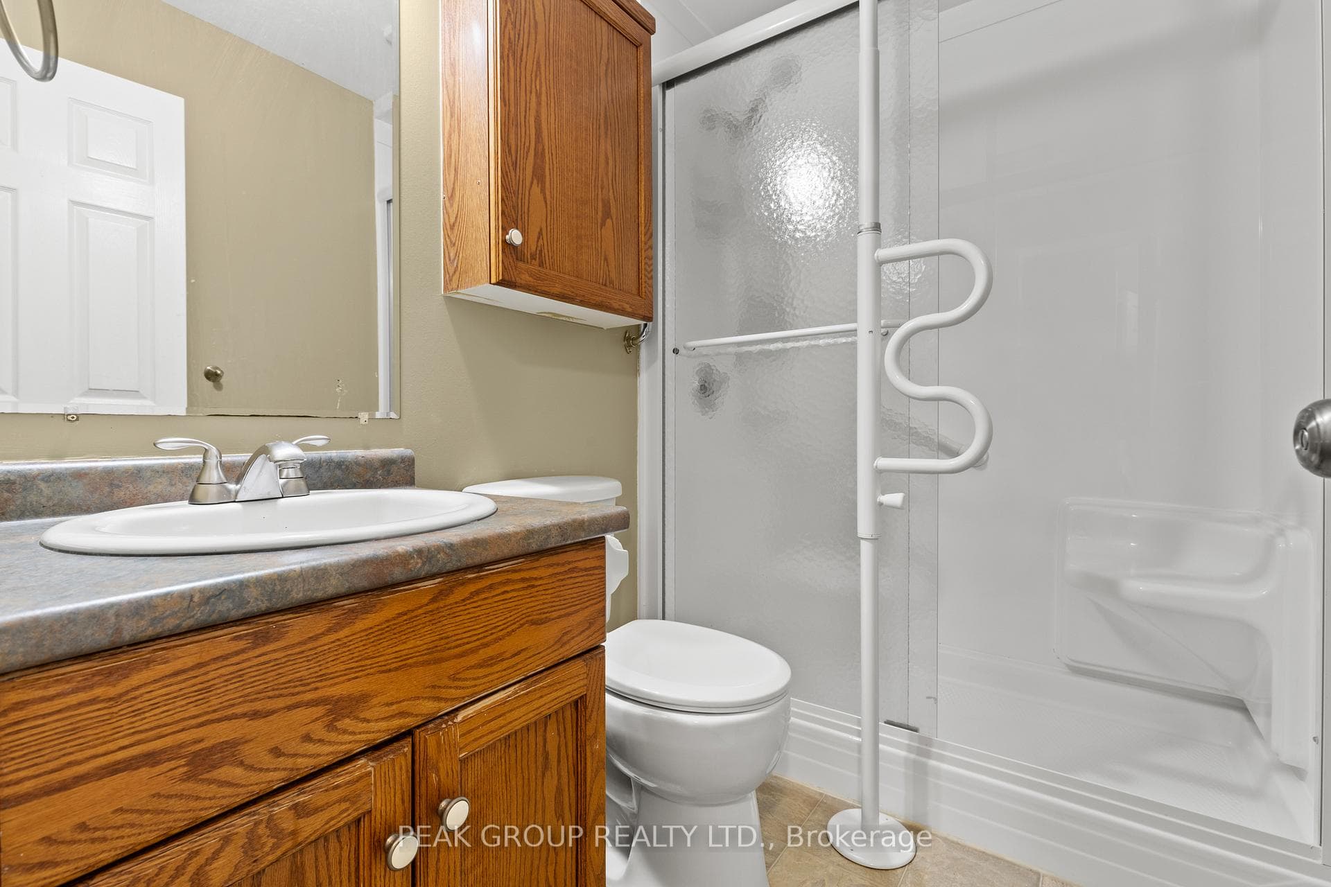 226 Vansickle Road Unit 7 photo 17