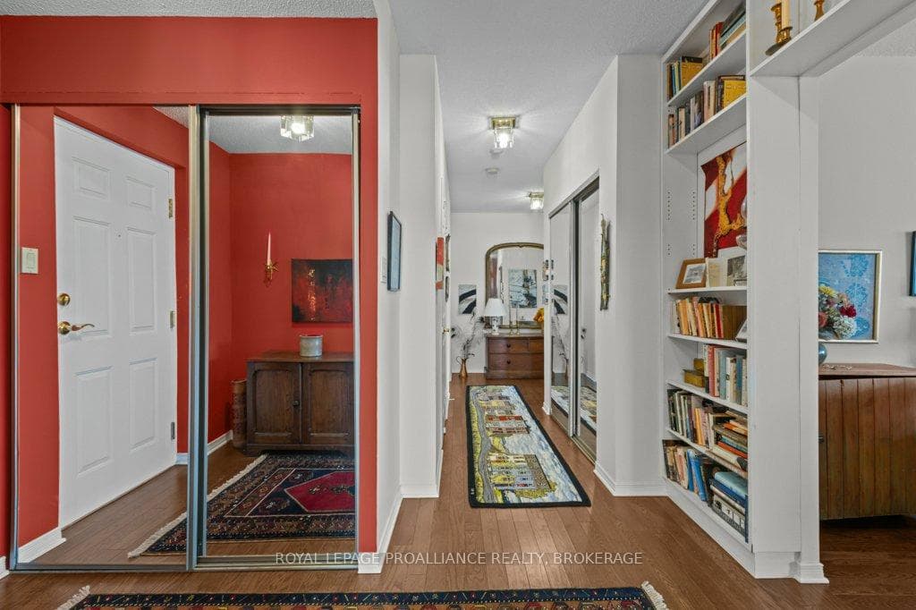1000 King Street Unit 503 photo 18