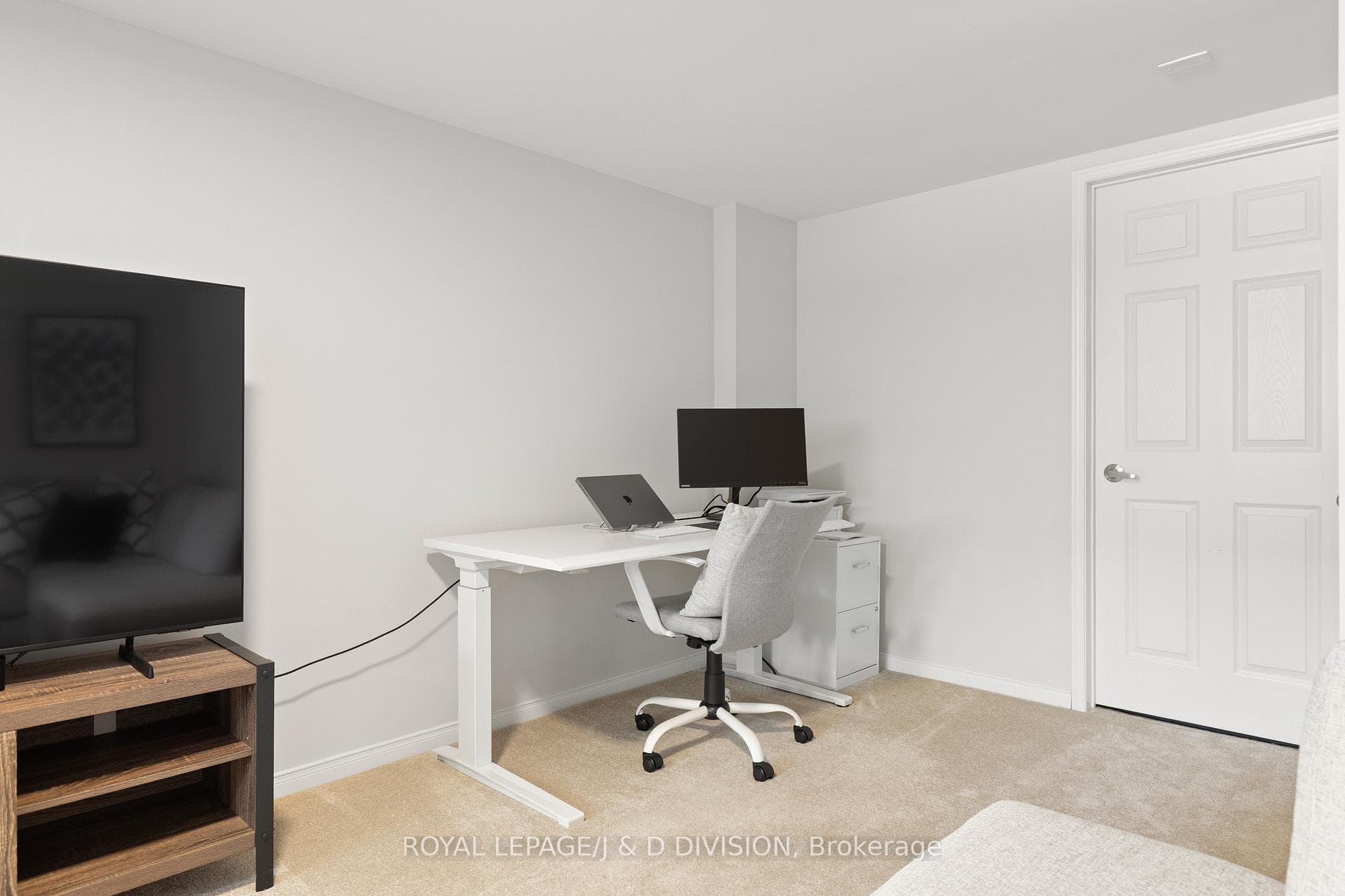 446 Sammon Avenue photo 37