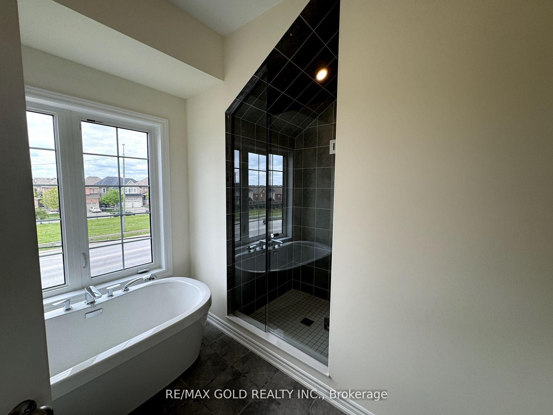 75 Hayrake Street photo 15