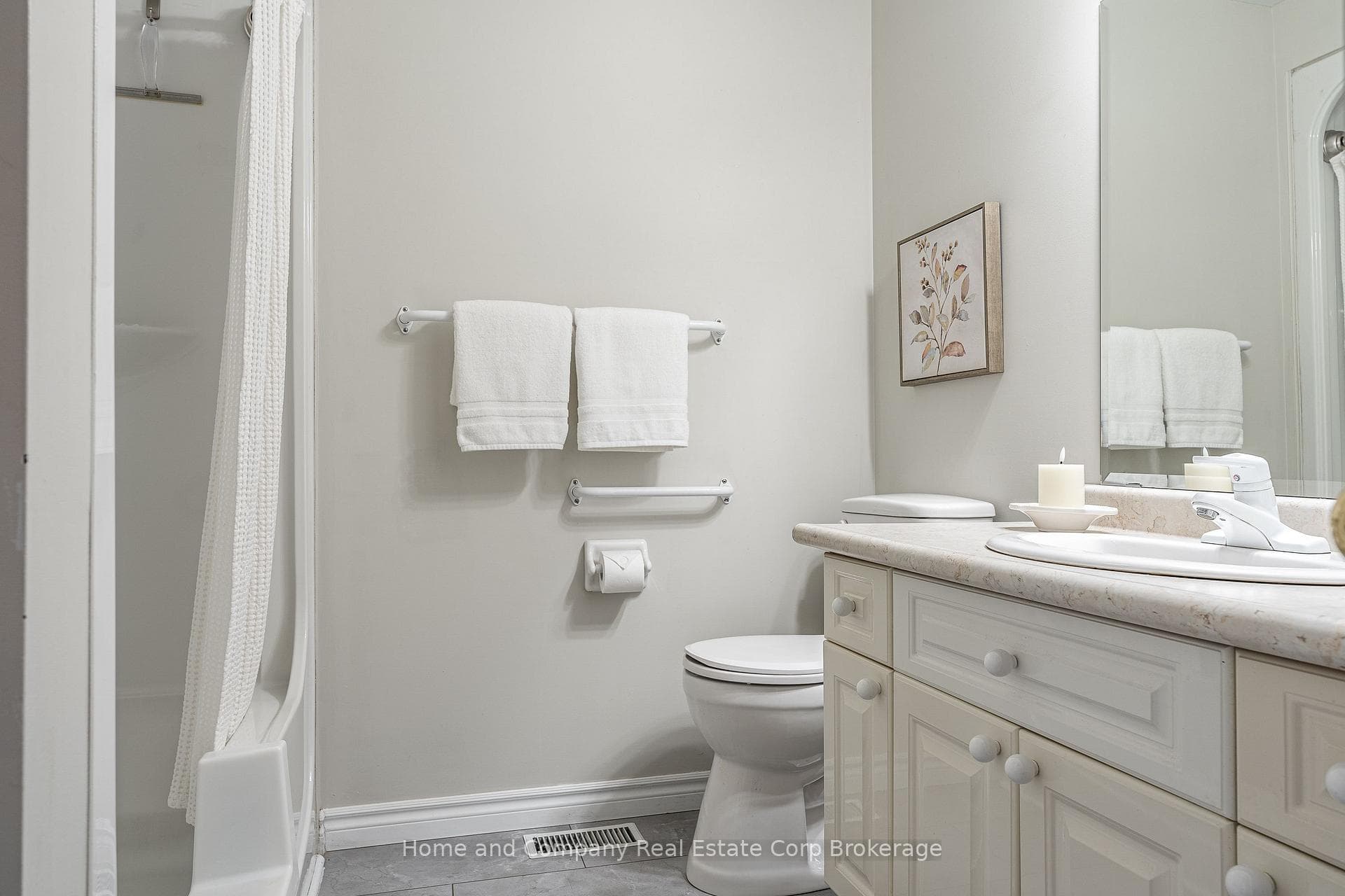 295 Norman Street photo 26