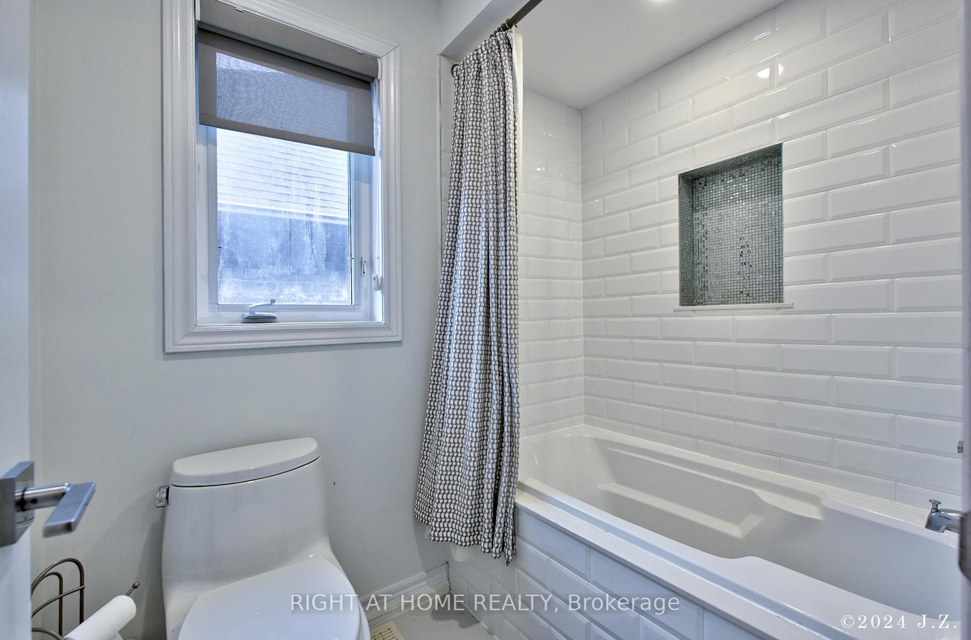 Bedroom 4 Ensuite