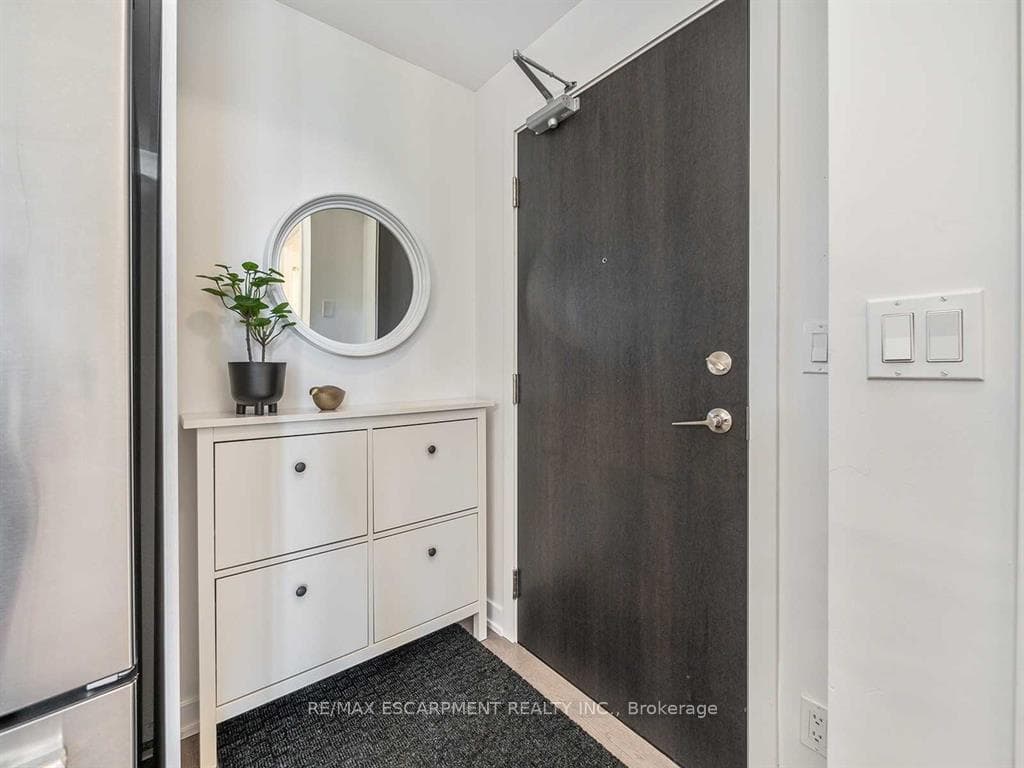 50 Bruyeres Mews Unit 216 photo 3