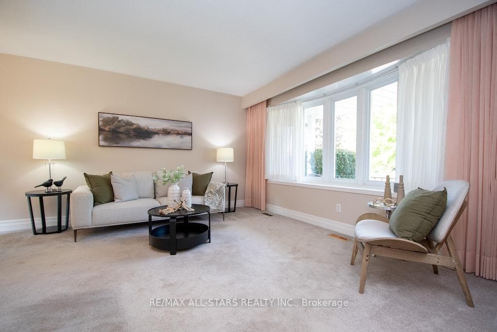 787 Arden Court photo 8