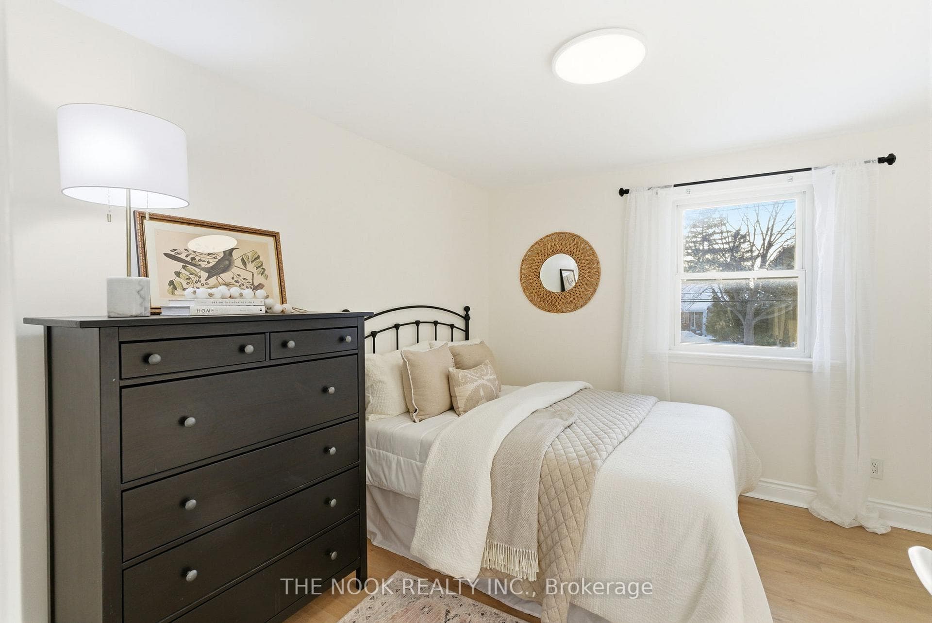126 Abbott Boulevard photo 32